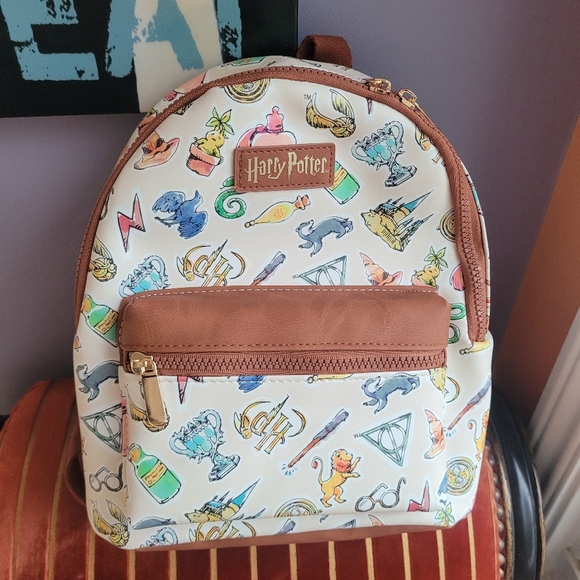 Harry Potter Backpack NWTs - Picture 9 of 9